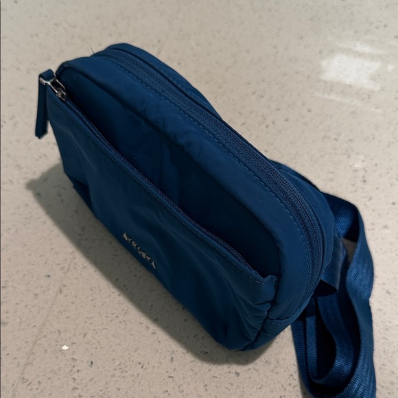 Athleta Deep Blue Belt Bag - Picture 3 of 5